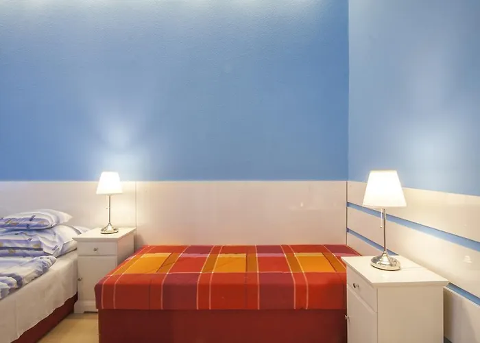 Centre With 3 Bathrooms *