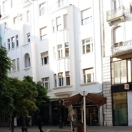 Apartmán Centre With 3 Bathrooms