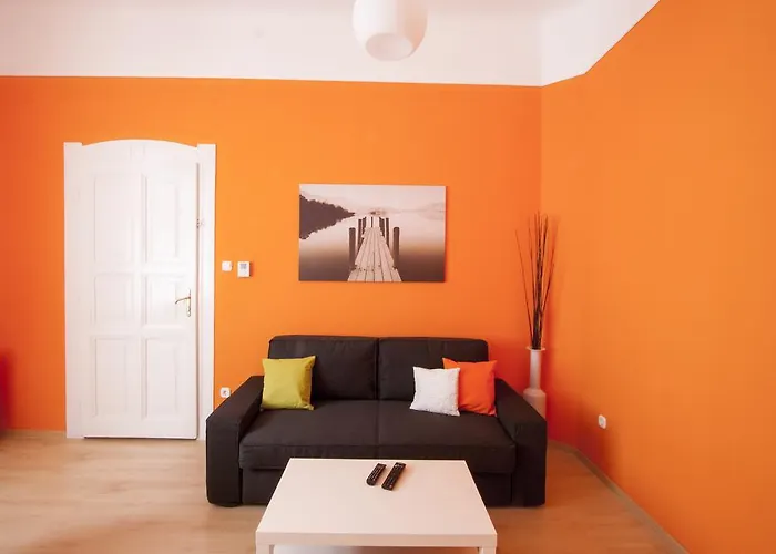 Centre With 3 Bathrooms Apartament